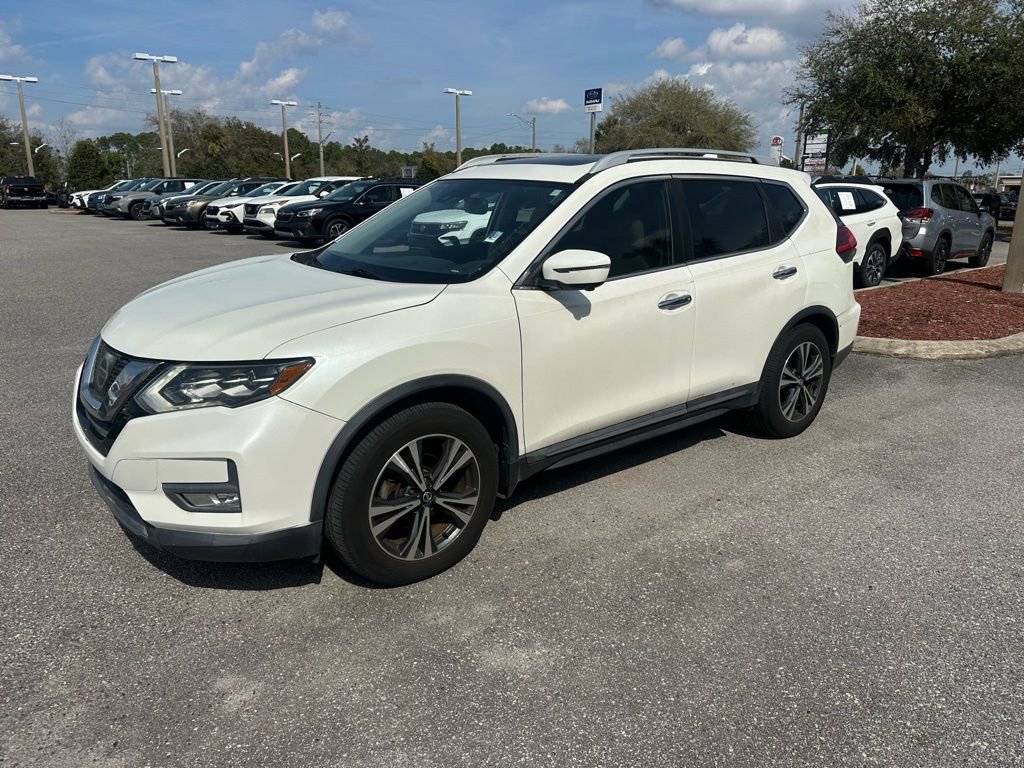 Used 2017 Nissan Rogue SL w/ SL Premium Package image 14