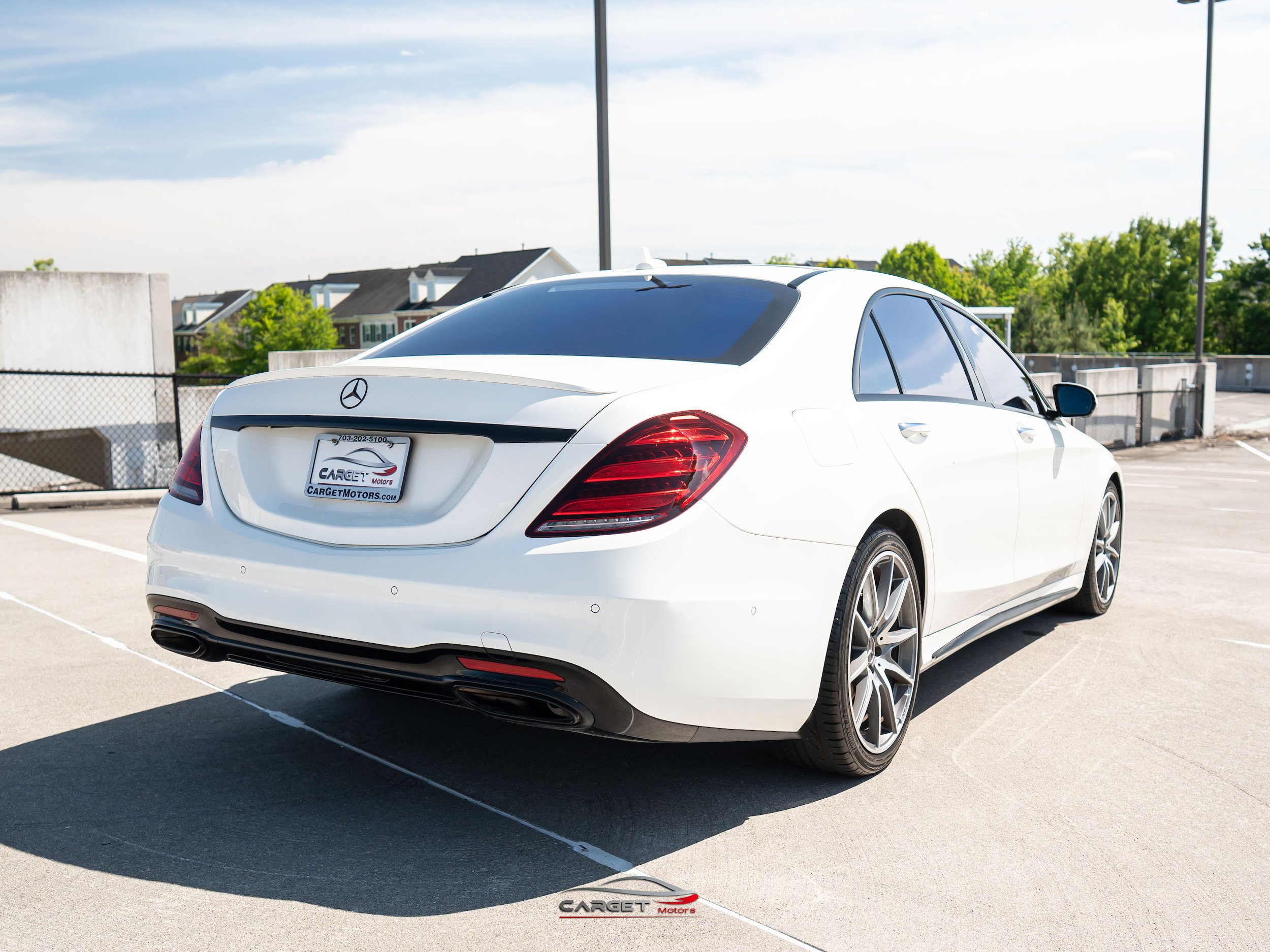 Used 2018 Mercedes-Benz S 560 Sedan w/ AMG Line Exterior image 7