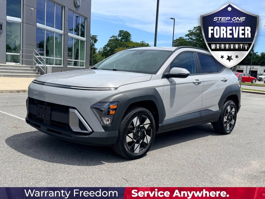 Used 2024 Hyundai Kona SEL AWD/4WD image 2