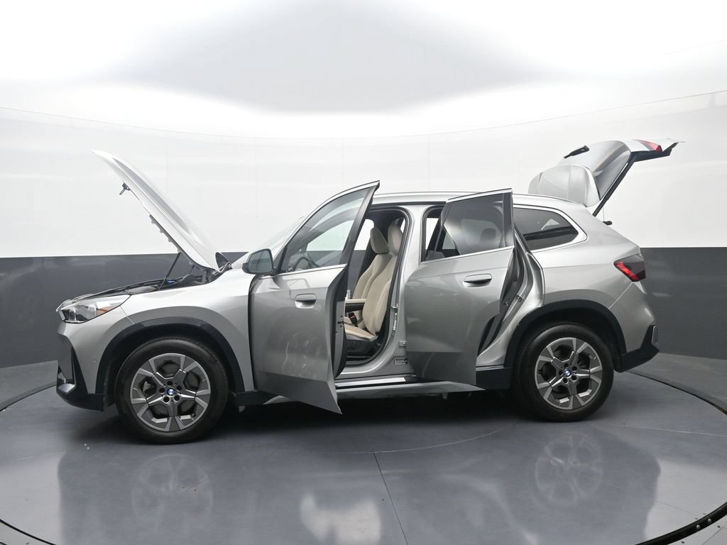 Used 2024 BMW X1 xDrive28i w/ Convenience Package AWD/4WD image 41