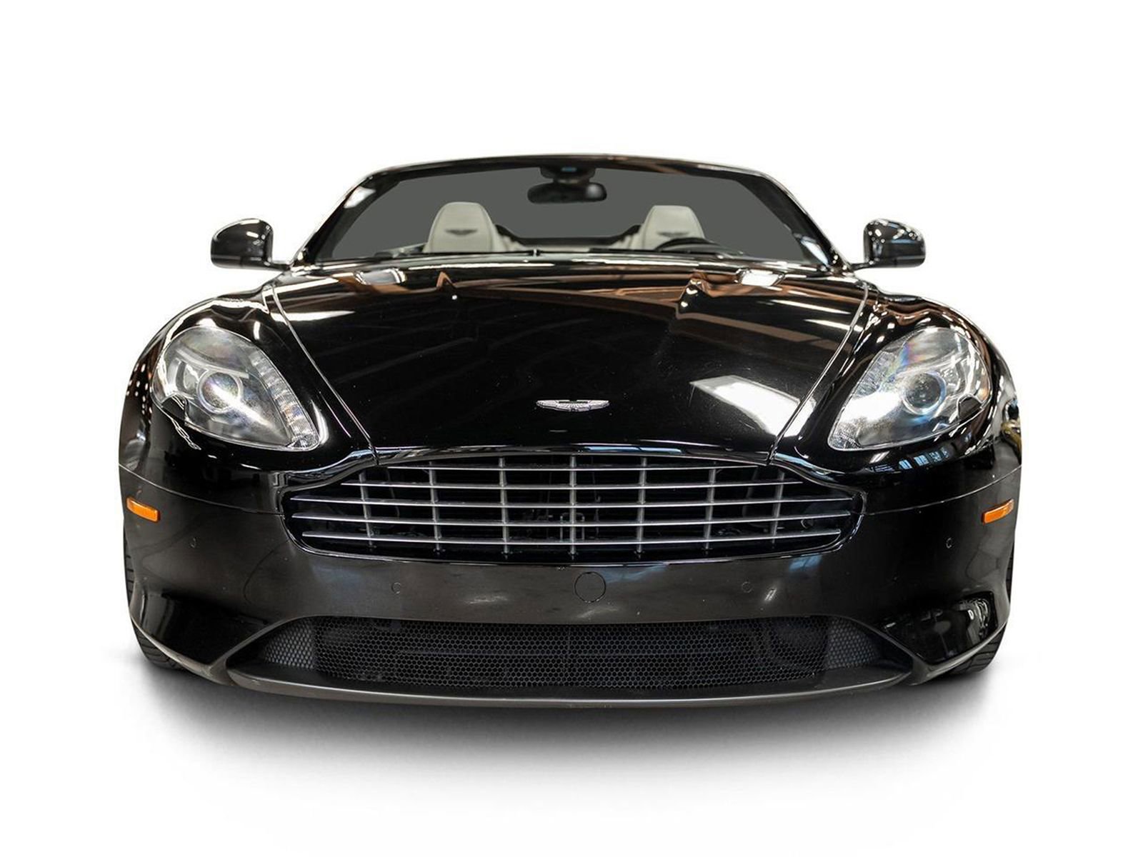 Used 2015 Aston Martin DB9 Volante image 7