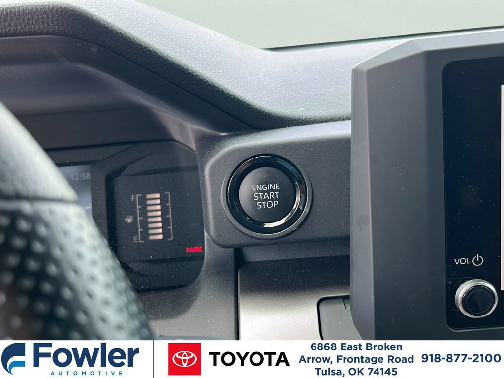 Certified 2025 Toyota Tacoma SR5 AWD/4WD image 26