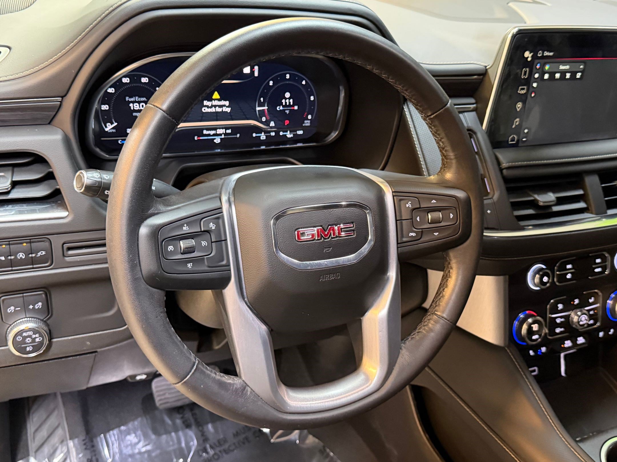 Used 2022 GMC Yukon XL SLT RWD image 15