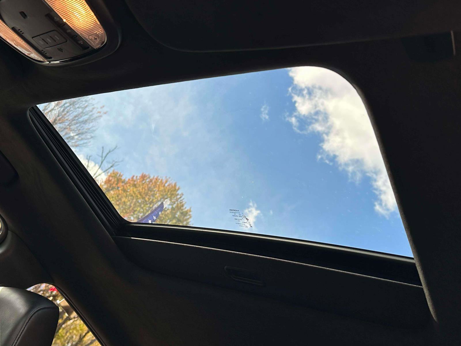 Used 2023 Dodge Durango Citadel image 18