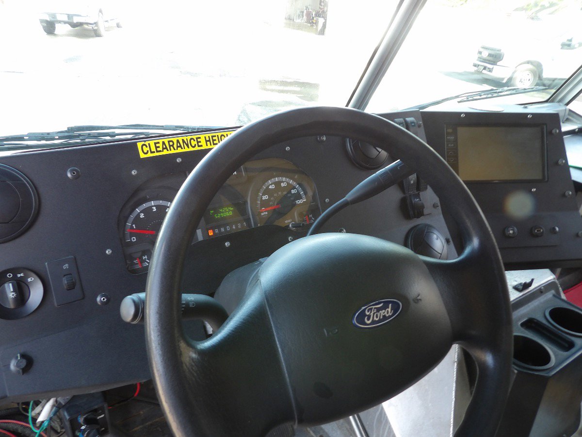 Used 2019 Ford E-450 and Econoline 450 Super Duty image 8