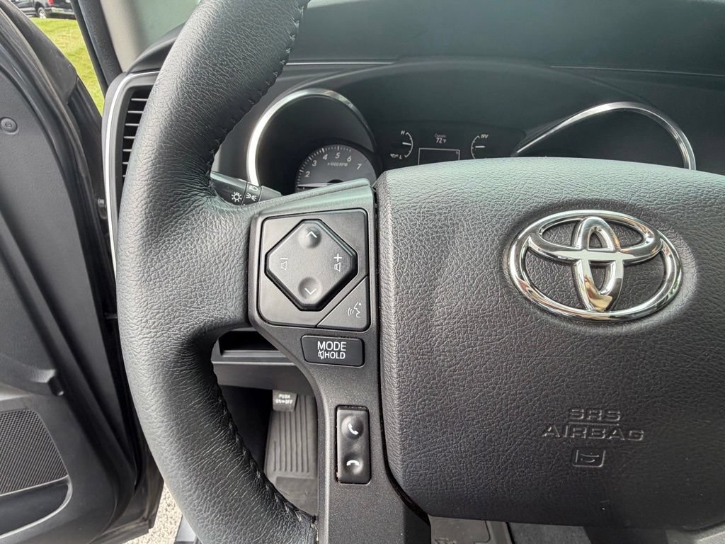 Used 2021 Toyota Sequoia TRD Pro AWD/4WD image 29