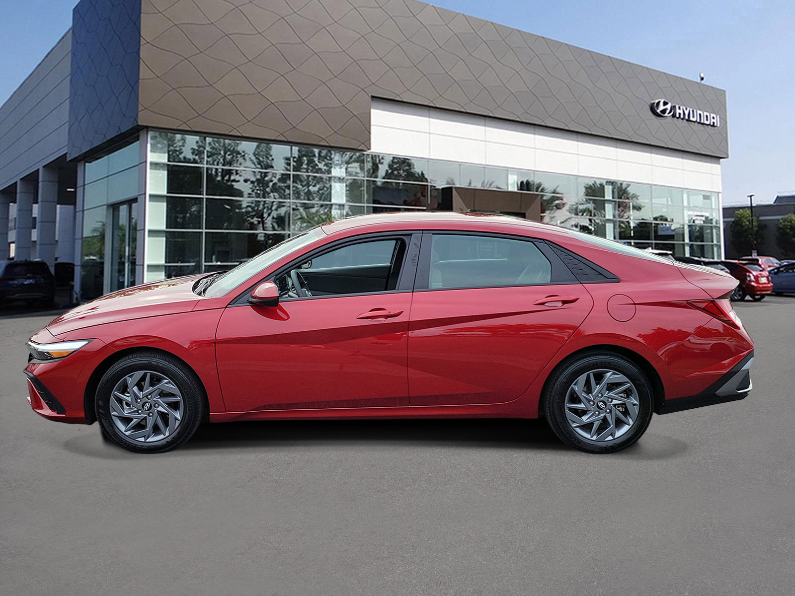 Certified 2025 Hyundai Elantra Hybrid FWD image 3