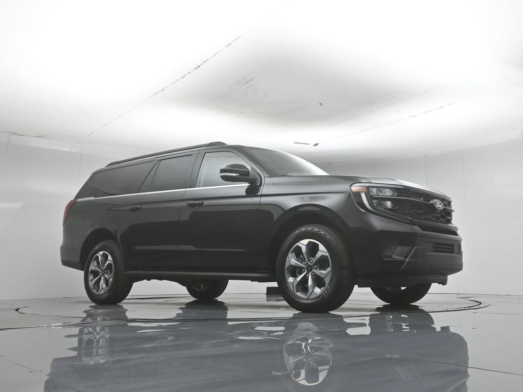New 2027 Ford Expedition Max Active AWD/4WD image 3