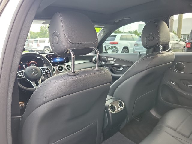 Used 2022 Mercedes-Benz GLC 300 4MATIC image 25