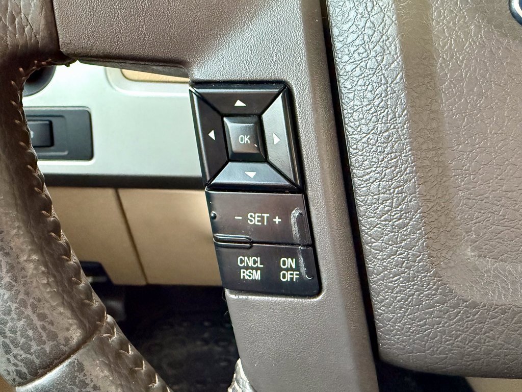 Used 2014 Ford F150 Lariat w/ Lariat Chrome Package image 18