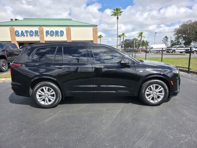 Used 2025 Cadillac XT6 Luxury image 4