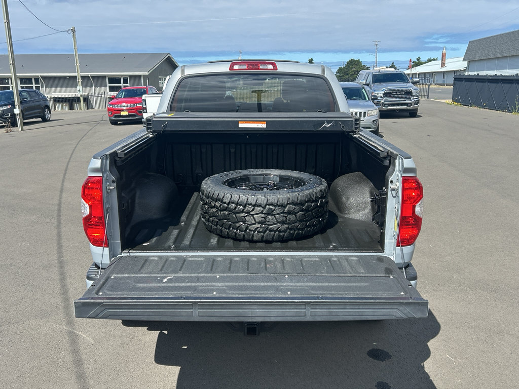 Used 2019 Toyota Tundra Limited w/ Limited Premium Package AWD/4WD image 9