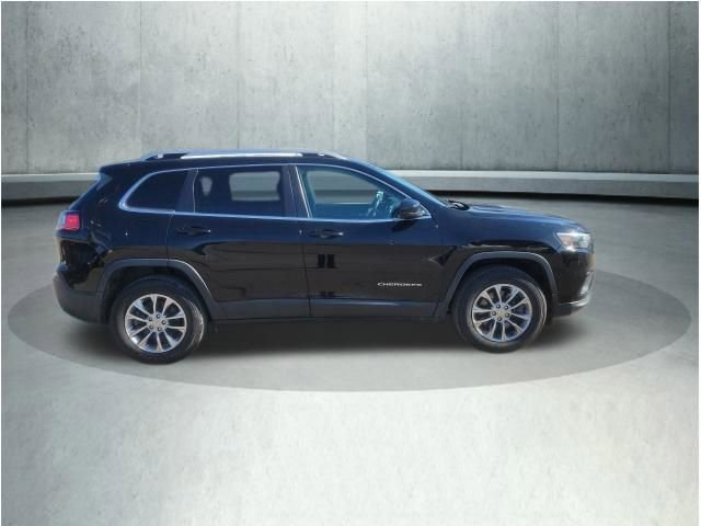 Used 2019 Jeep Cherokee Latitude Plus w/ Cold Weather Group image 7