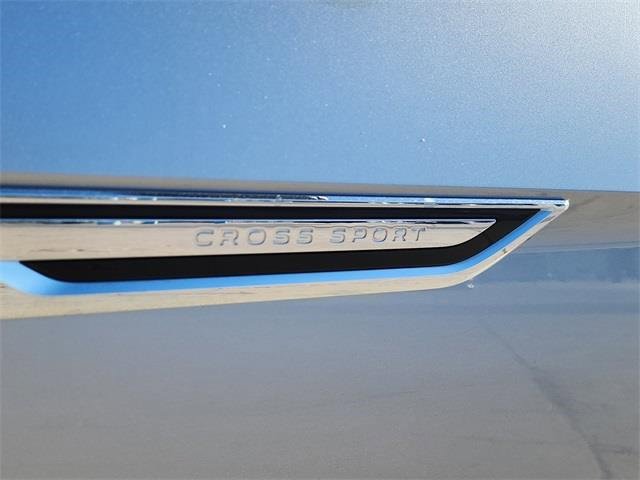 Used 2023 Volkswagen Atlas Cross Sport SE image 10