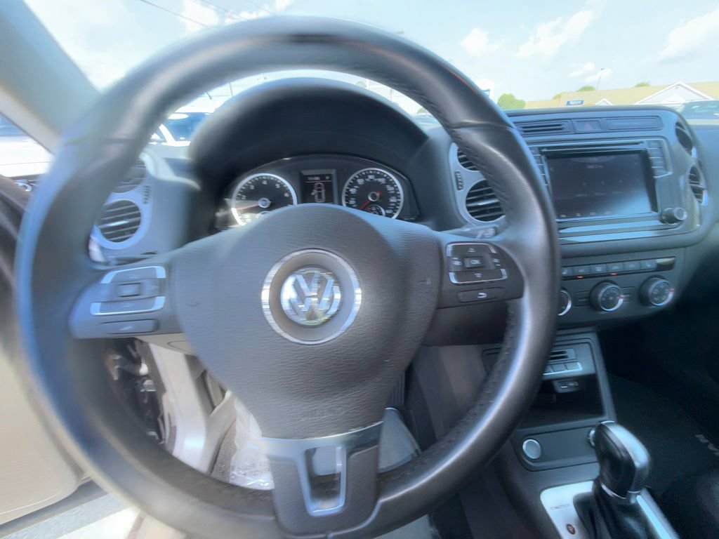 Used 2017 Volkswagen Tiguan S AWD/4WD image 20