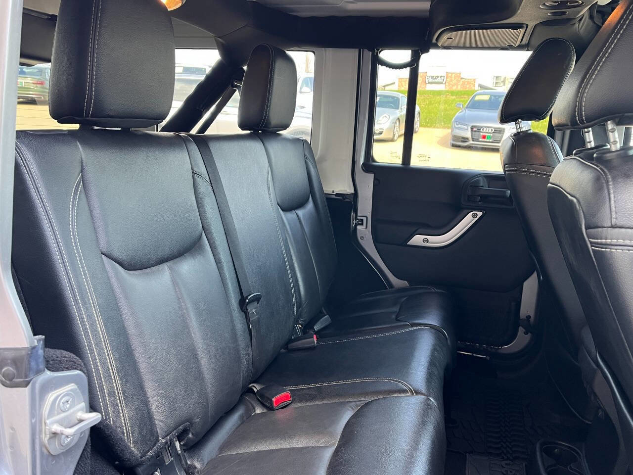 Used 2015 Jeep Wrangler Unlimited Sahara w/ Dual Top Group image 20