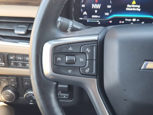 Used 2023 Chevrolet Suburban Premier w/ Premium Package AWD/4WD image 29