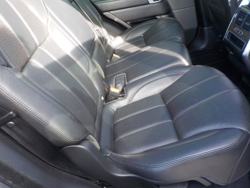 Used 2016 Land Rover Range Rover Sport SE image 28