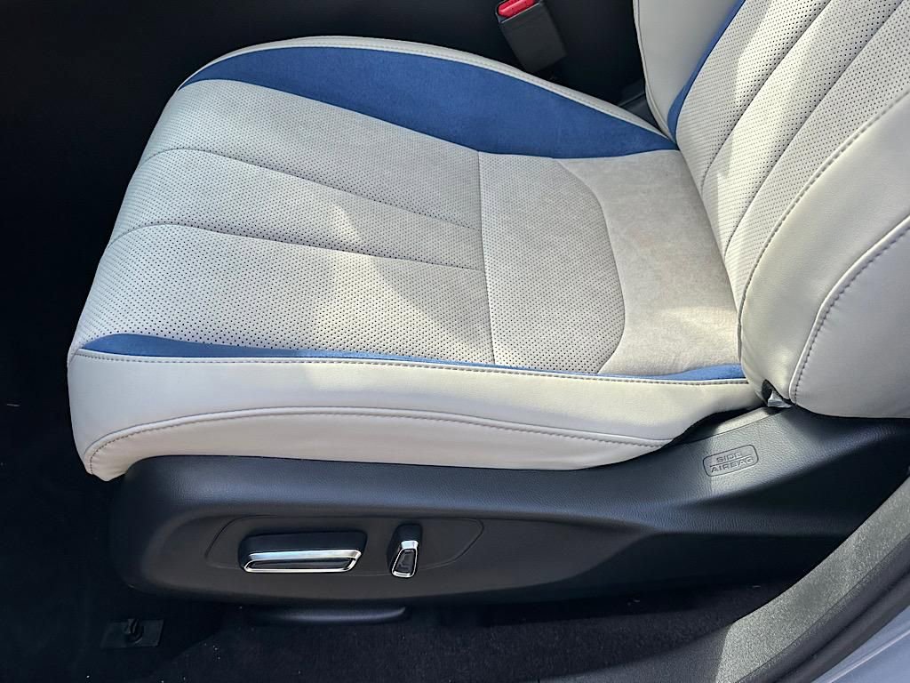 New 2025 Acura ADX A-Spec image 9