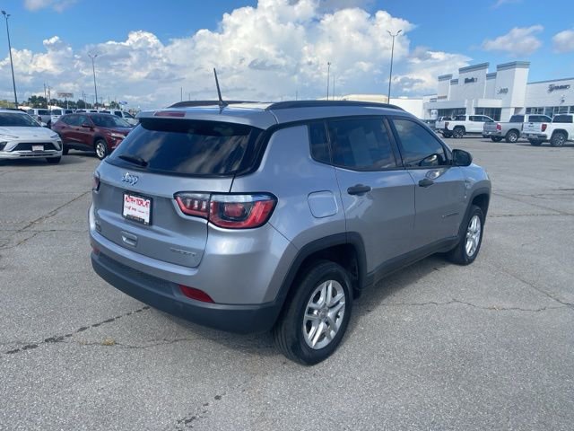 Used 2018 Jeep Compass Sport image 6