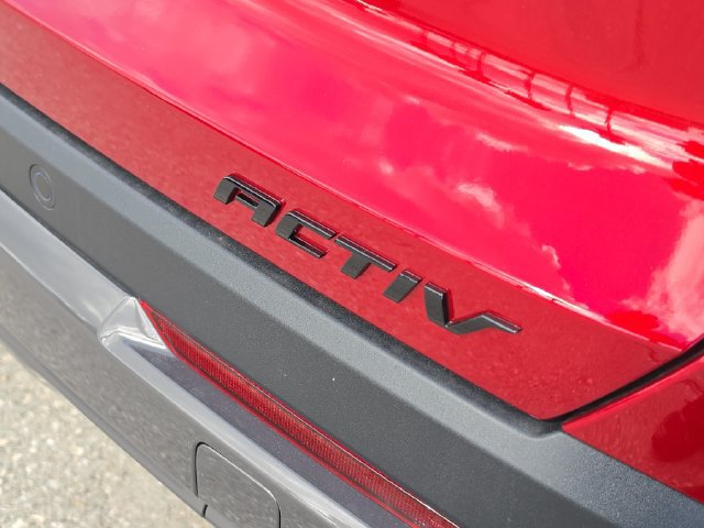 New 2027 Chevrolet Equinox ACTIV w/ Safety and Technology Package AWD/4WD image 6
