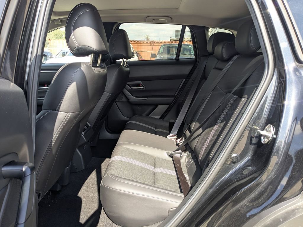 Used 2025 MAZDA CX-50 AWD 2.5 S w/ Premium Package image 27