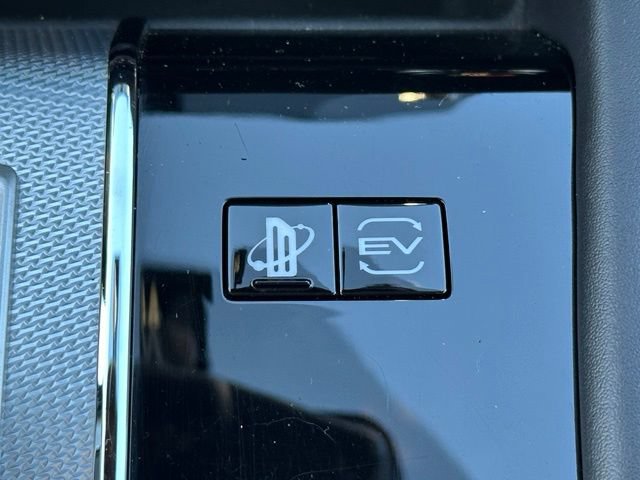 Used 2023 Mitsubishi Outlander SEL AWD/4WD image 37