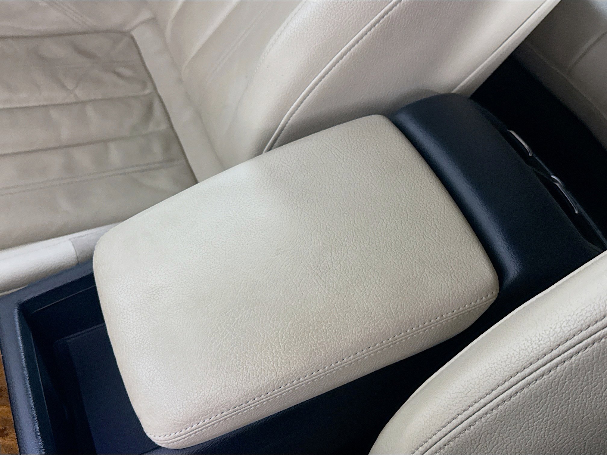 Used 2017 Audi A4 2.0T Premium Plus w/ Premium Plus Package image 18