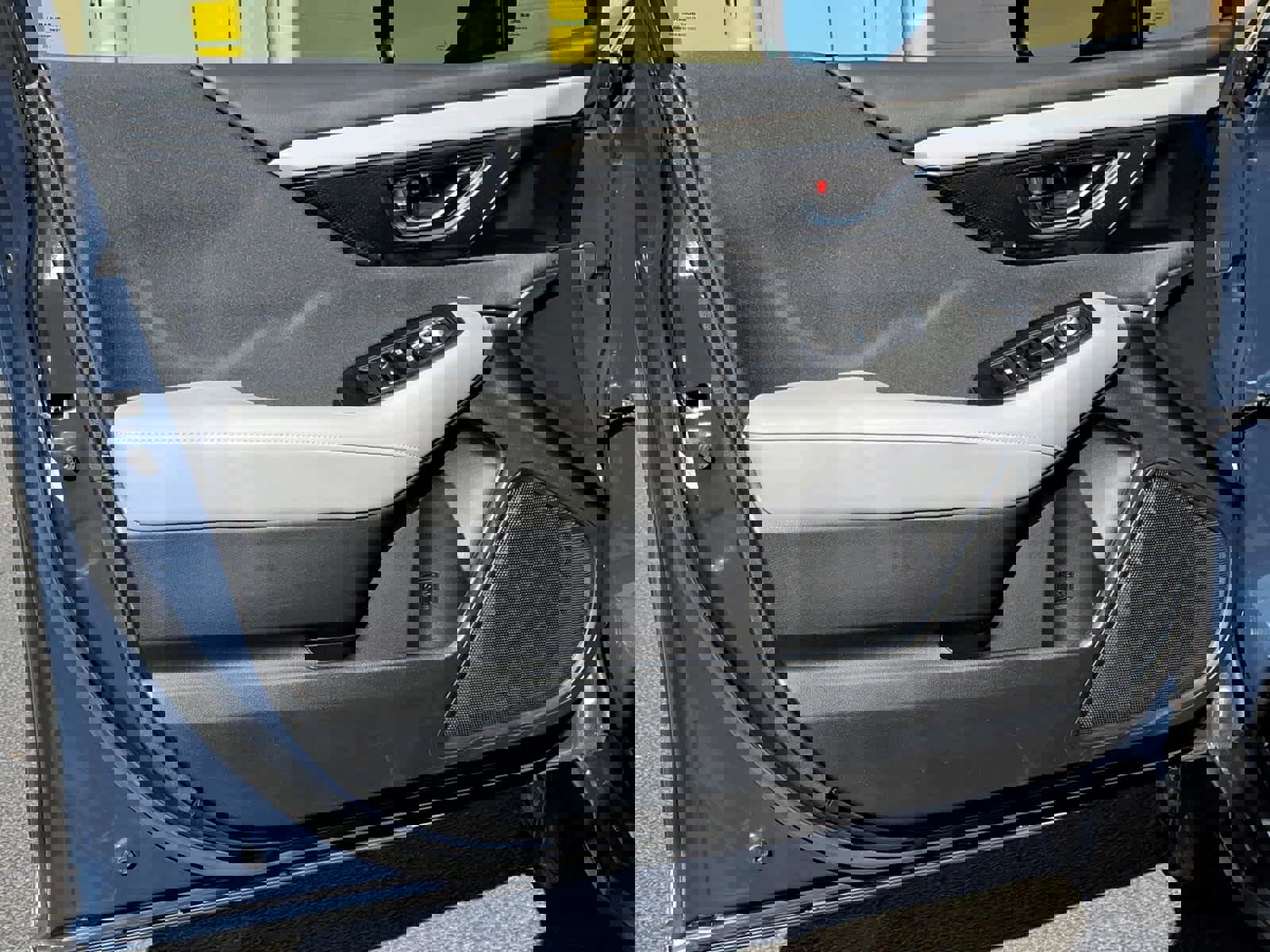 Certified 2025 Subaru Outback Premium w/ Popular Package #1A image 24