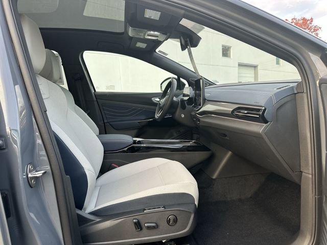 New 2025 Volkswagen ID.4 Pro S Plus image 22