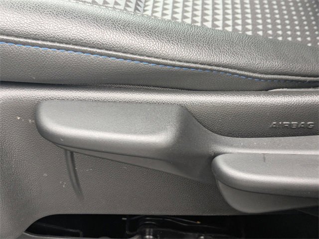 Used 2025 Chevrolet Trax LT w/ LT Convenience Package image 20