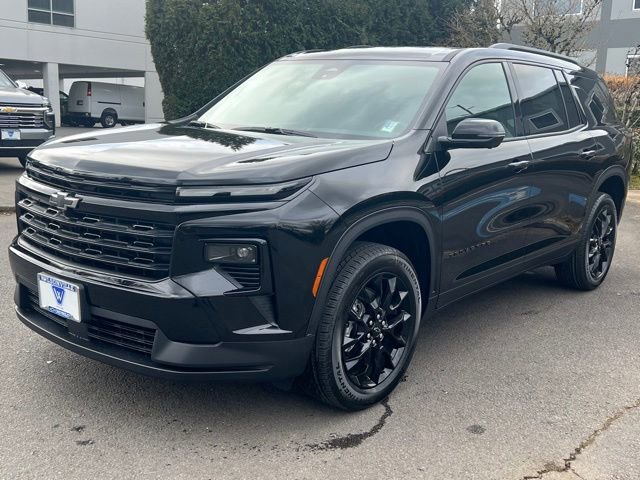 New 2026 Chevrolet Traverse LT w/ Midnight/Sport Edition image 3