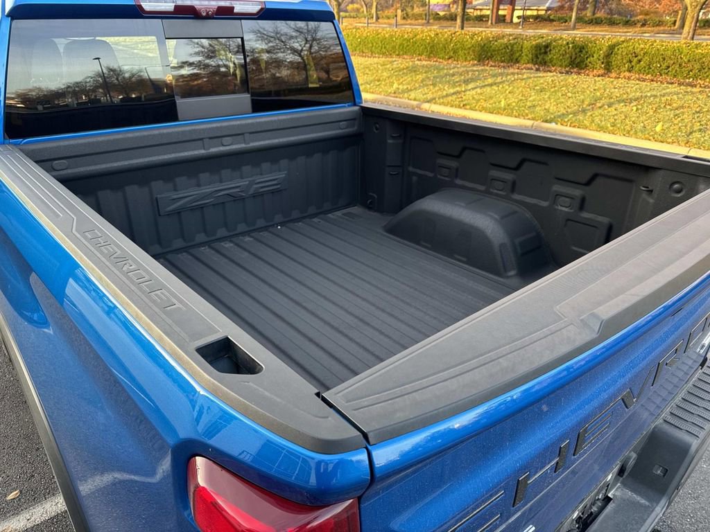 Used 2022 Chevrolet Silverado 1500 ZR2 w/ Technology Package image 10