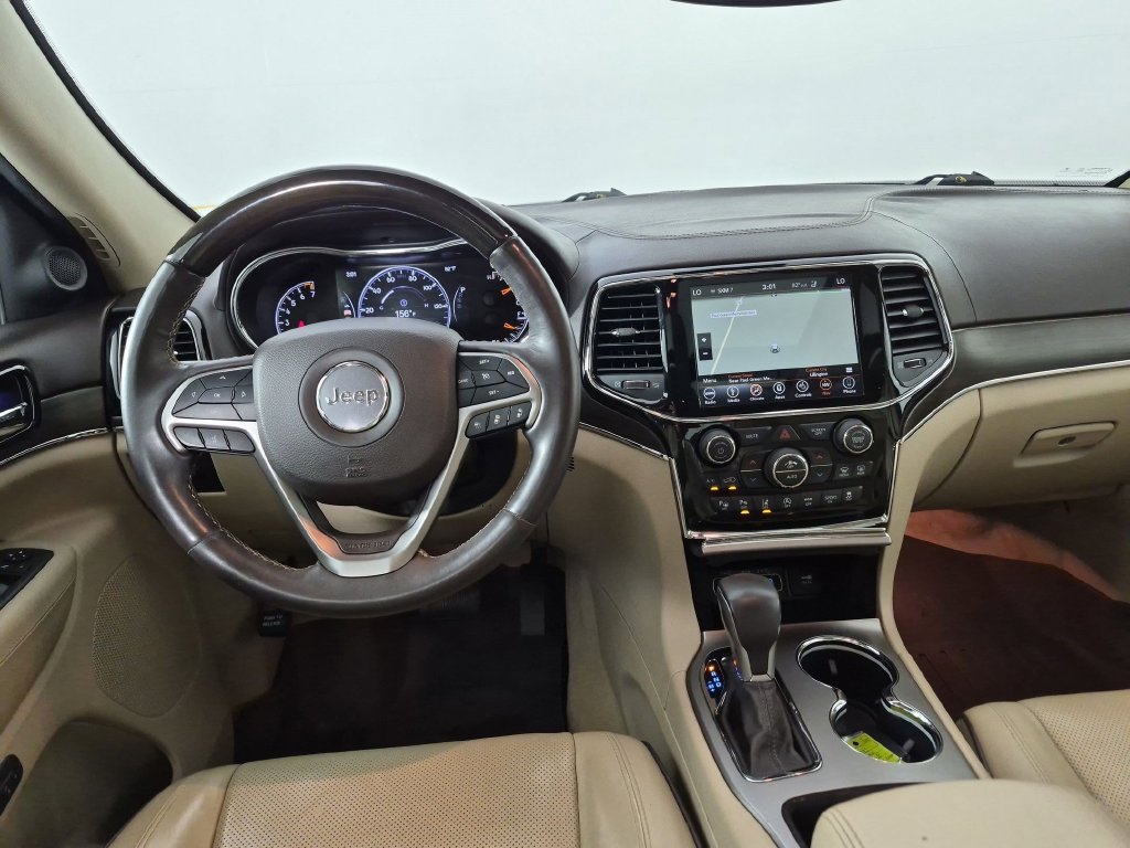 Used 2019 Jeep Grand Cherokee Overland RWD image 32