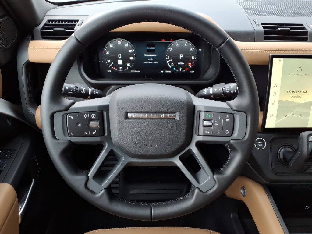 New 2026 Land Rover Defender 110 X-Dynamic SE AWD/4WD image 16