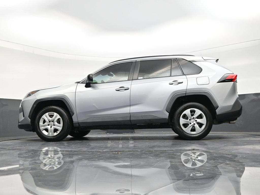 Used 2020 Toyota RAV4 LE FWD image 21