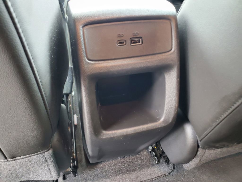 Used 2025 Chevrolet Trax ACTIV FWD image 28