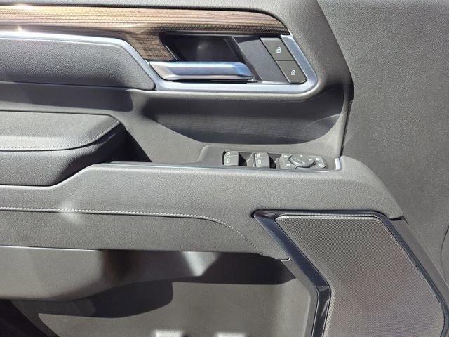 Used 2025 Chevrolet Silverado 3500 LT w/ Safety Package image 24