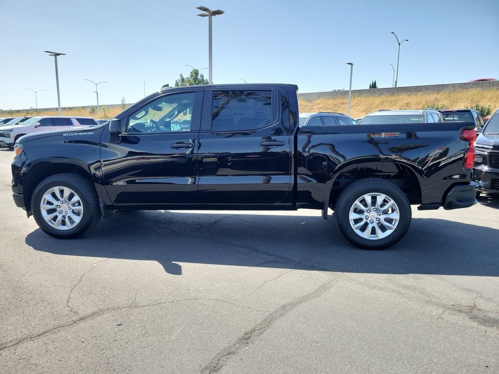 New 2026 Chevrolet Silverado 1500 Custom RWD image 25