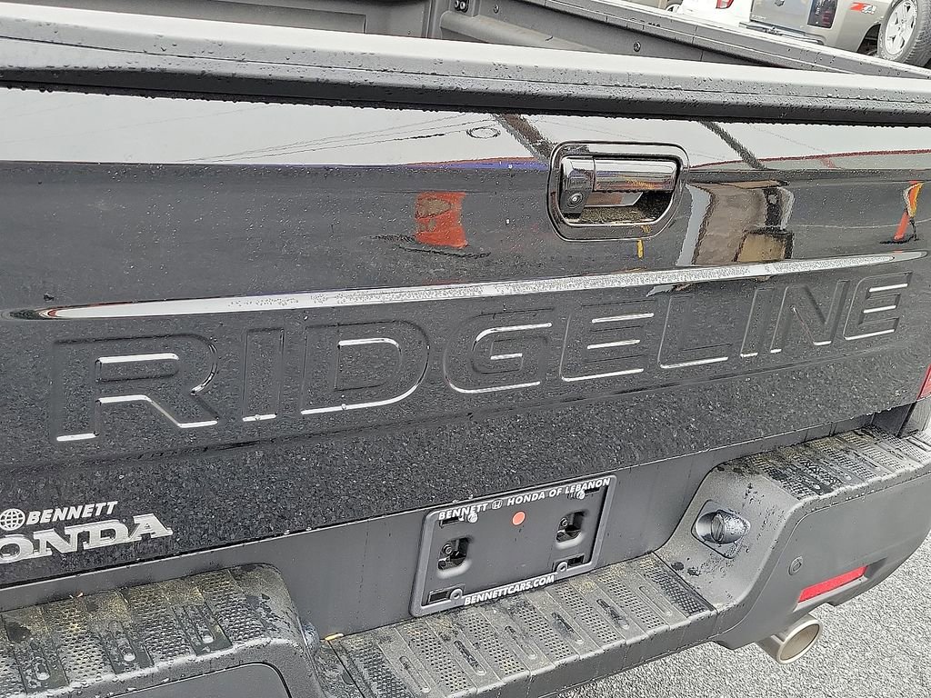 New 2026 Honda Ridgeline Black Edition image 8