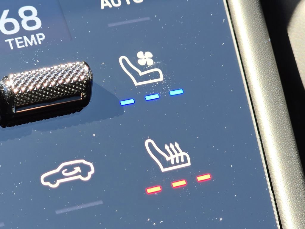 Used 2026 Porsche Cayenne S AWD/4WD image 15