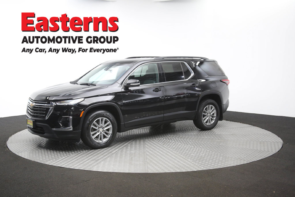 Used 2023 Chevrolet Traverse LT FWD image 61