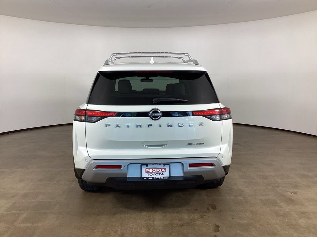 Used 2022 Nissan Pathfinder SL AWD/4WD image 10