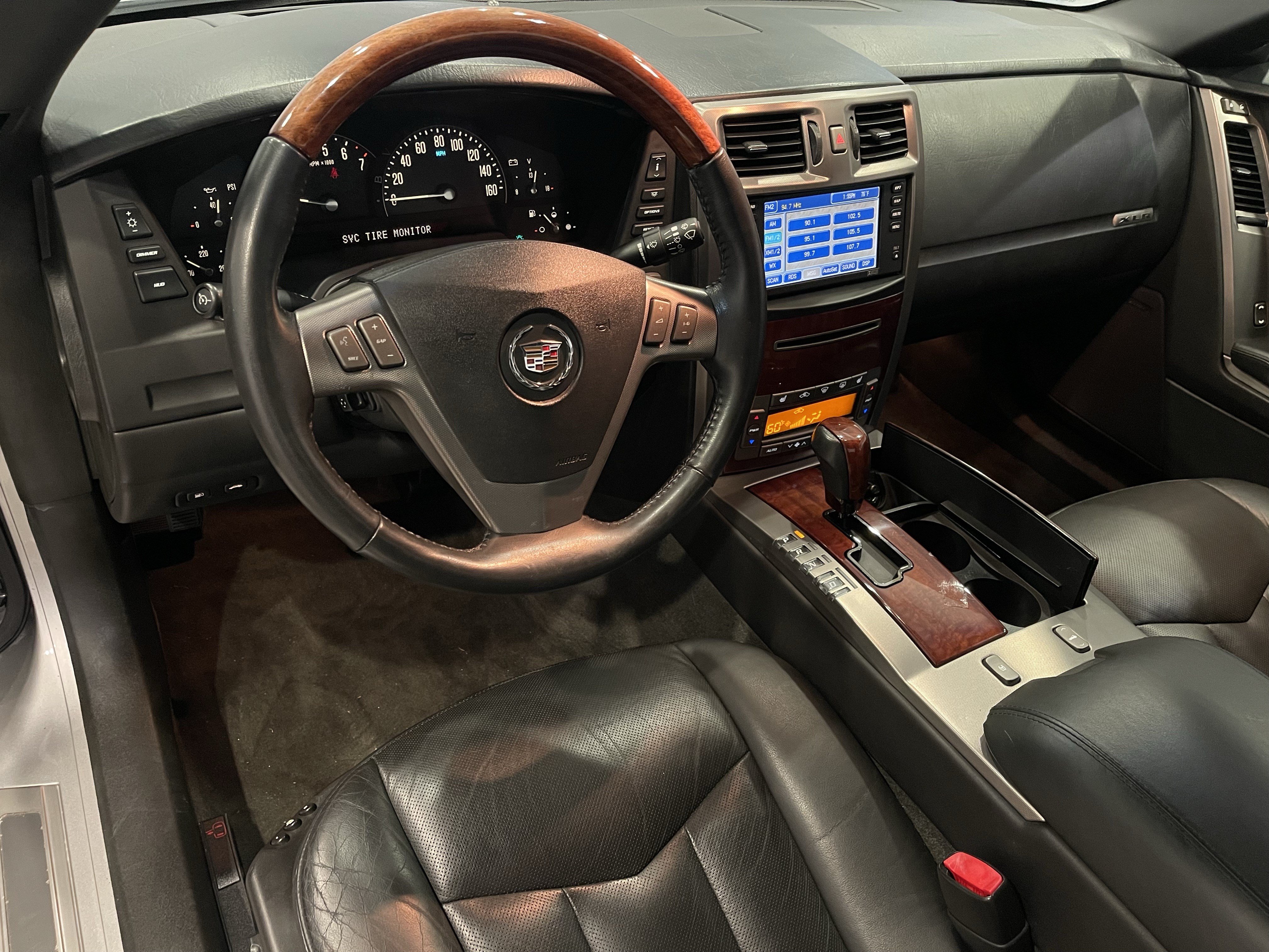Used 2006 Cadillac XLR RWD image 13