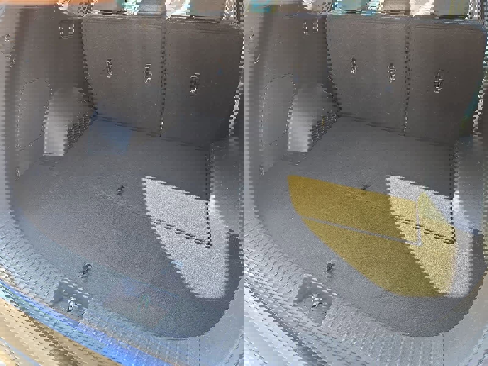 Used 2020 Hyundai Santa Fe SEL image 31