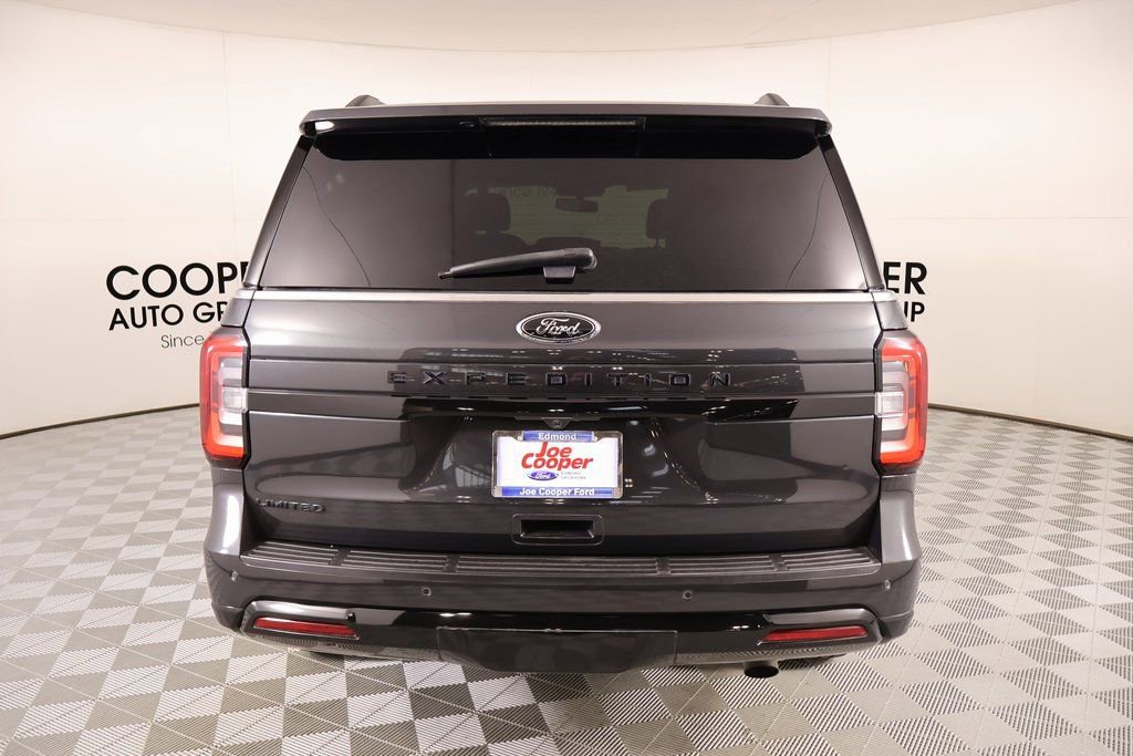Used 2022 Ford Expedition Limited image 23