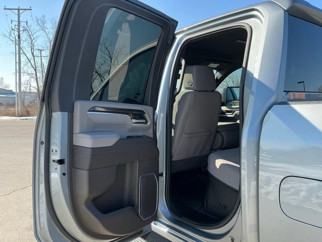 Used 2025 Chevrolet Silverado 2500 LT w/ All Star Edition image 17