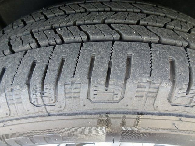 Used 2015 Cadillac SRX Luxury w/ Driver Awareness Package image 39