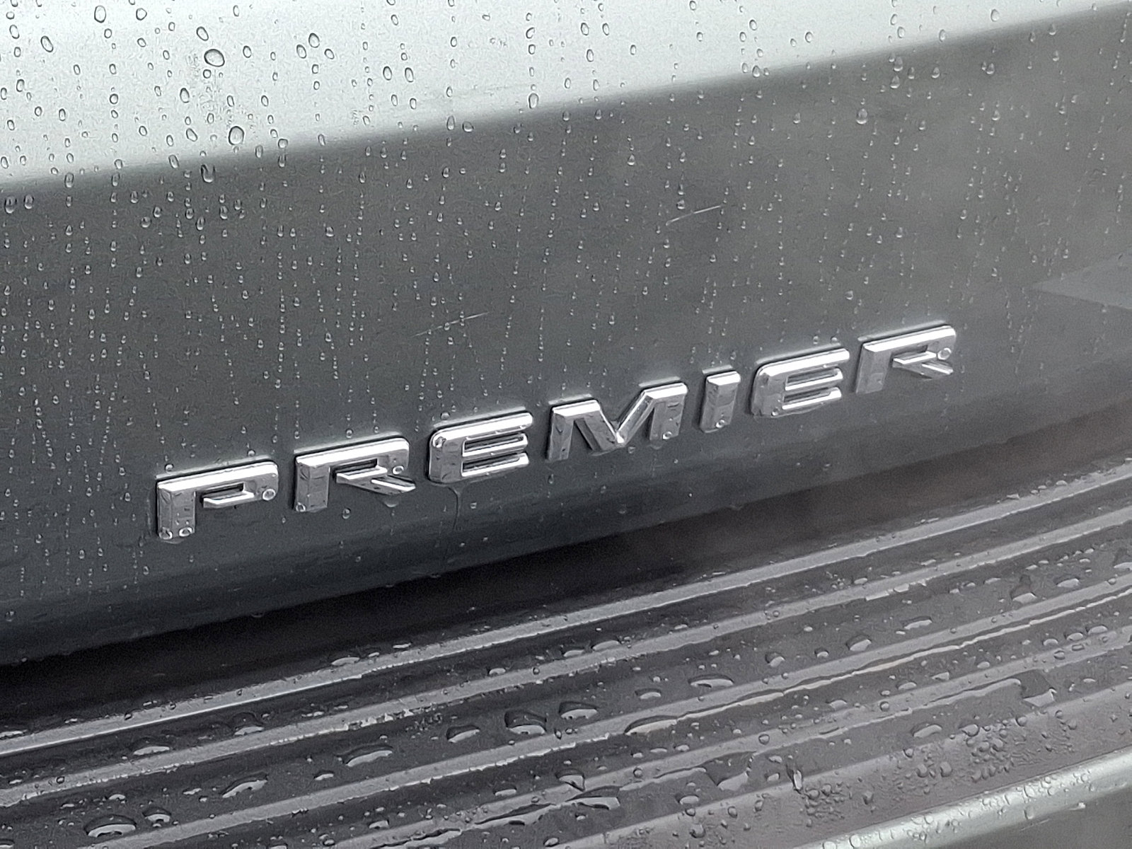 Used 2024 Chevrolet Tahoe Premier image 34