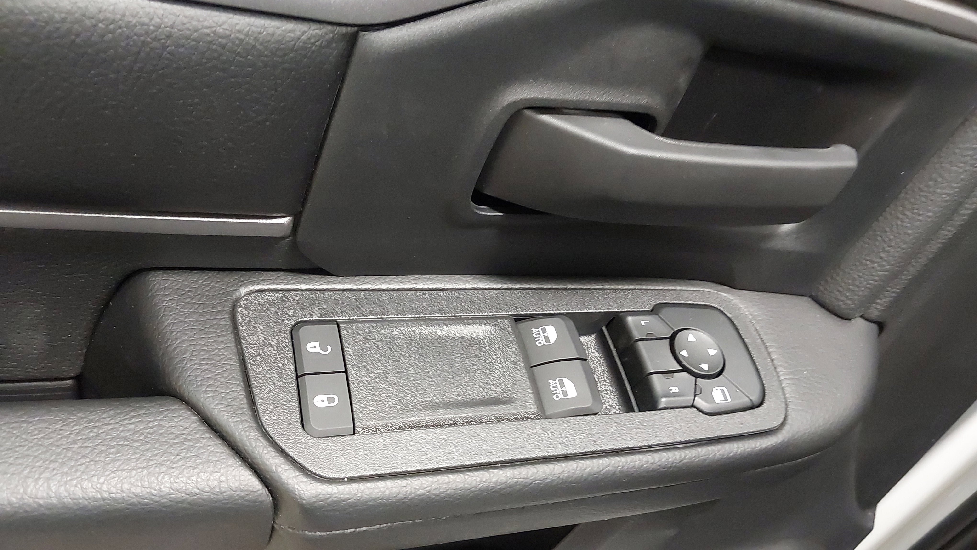 New 2026 RAM 2500 Tradesman AWD/4WD image 25